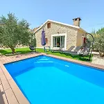 Mustra House Zadar - Private Pool & Sauna