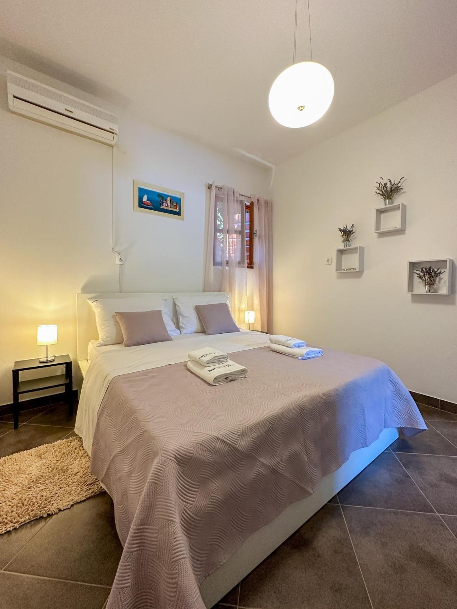 Villa Mustra House - Private Pool & Sauna