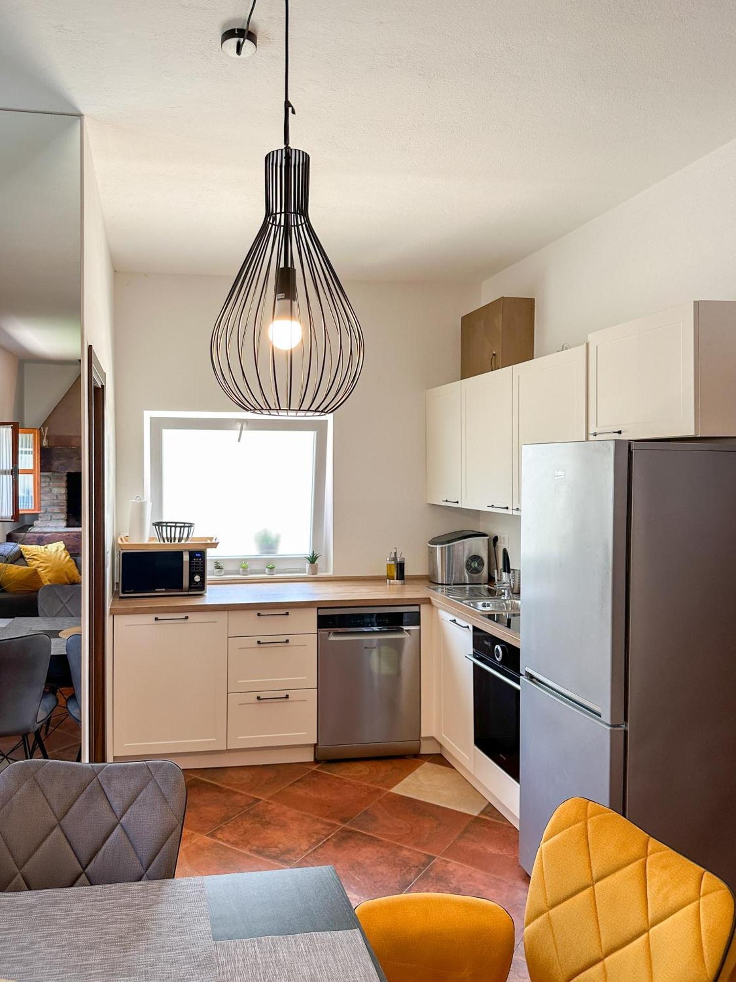 Mustra House - Private Pool & Sauna Zadar
