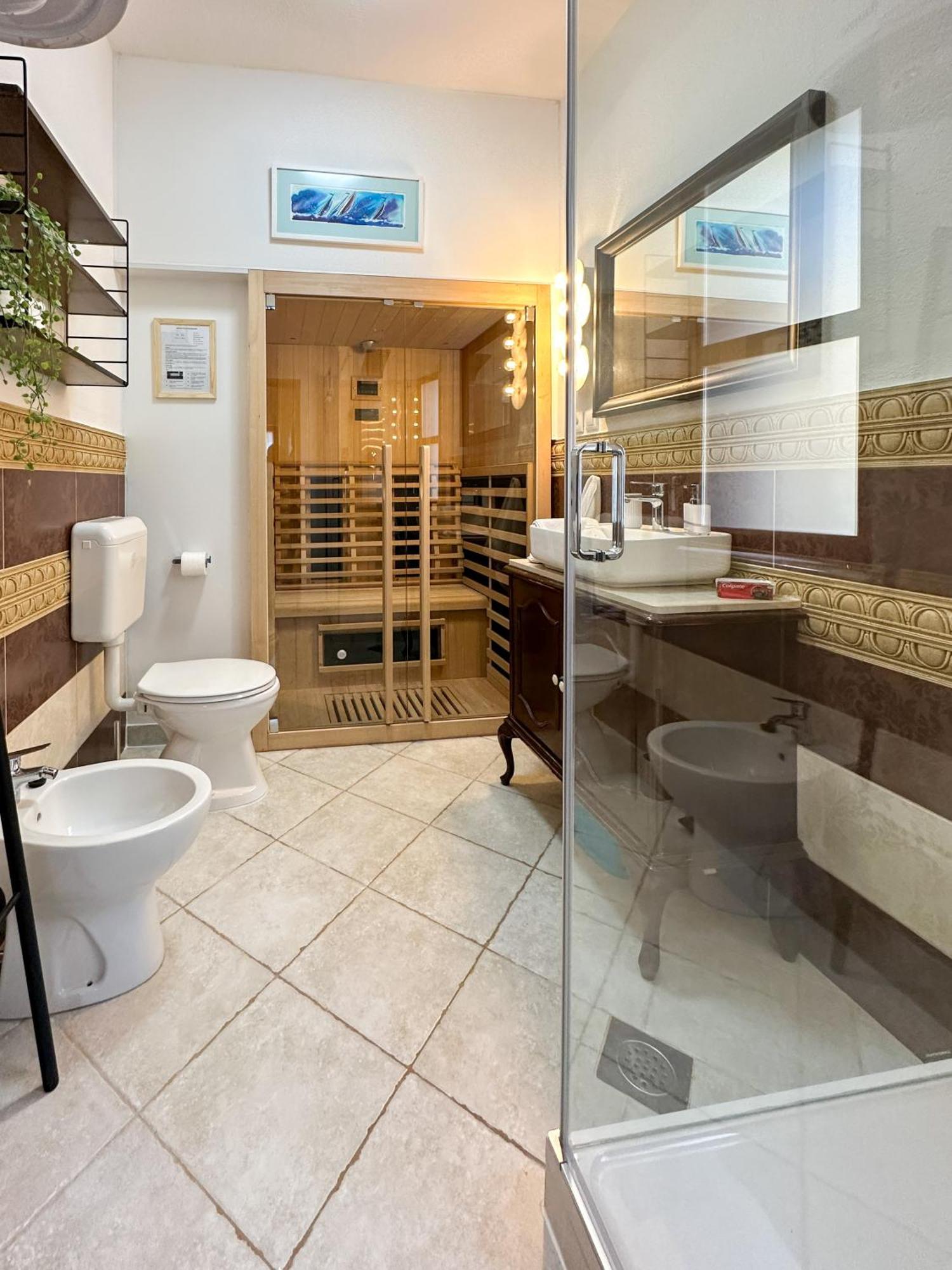 Mustra House - Private Pool & Sauna